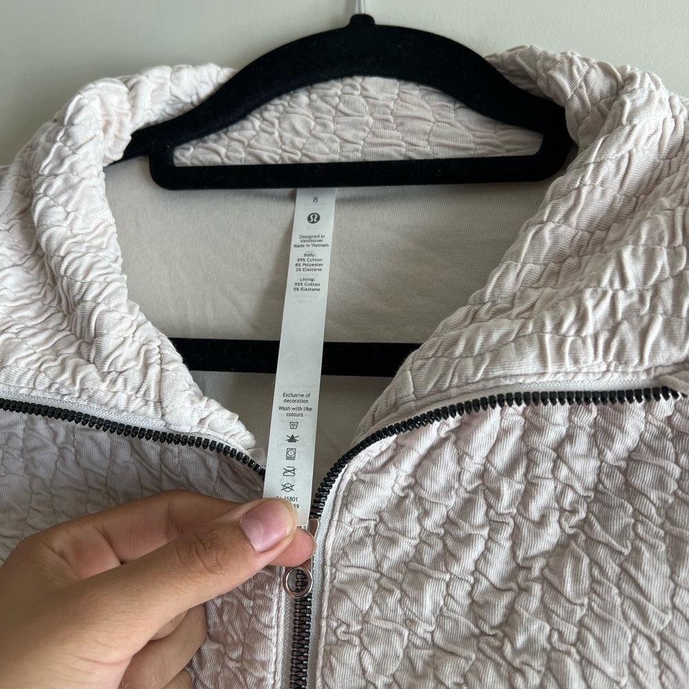 Lululemon Rippled Full Zip Jacket - Picture 4 of 12